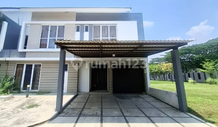 Two-Story House in Elite Area Jakarta Garden City Cluster Palm Spring 1