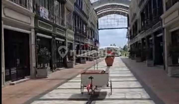 3-Story Attached Ruko Building in Euro Asia Pik 2, One Step Away to Akita 3-Story Attached Ruko Building in Euro Asia Pik 2, One Step Away to Akita