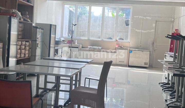 House can be used as a Business Location in Angelonia Gading Serpong Cluster 2