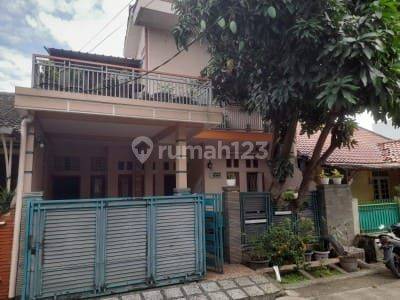 Jual Murah Turun Harga Rumah 2 Lantai Area Depok Timur  1