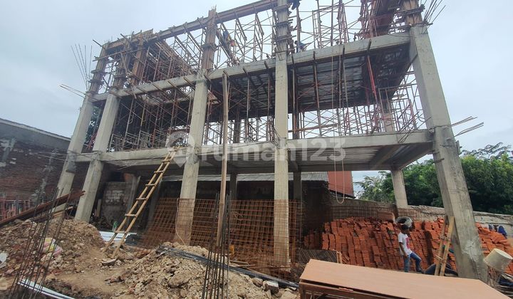 For Sale Prime Location Brand New 2.5-Story Shop House in Cendrawasih Raya, Cengkareng