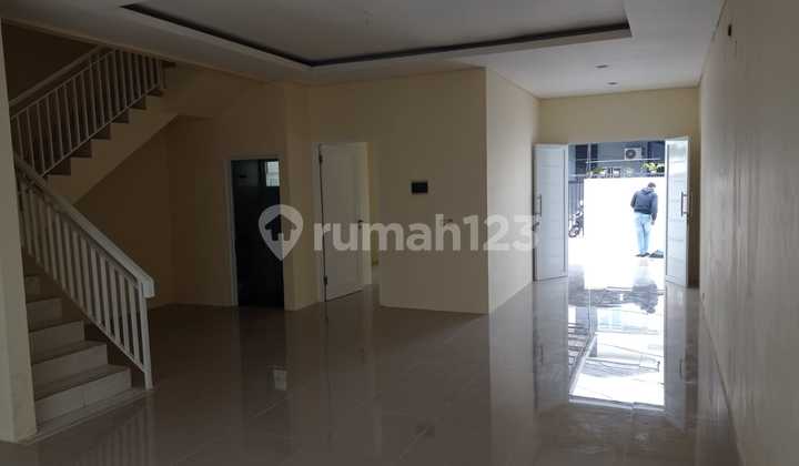 Dijual Cepat Rumah Nyaman & Idaman di Kavling Hankam Jakarta Barat Sudah Renovasi 2