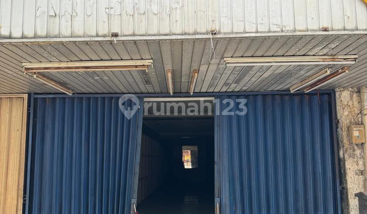 Disewakan Segera Toko Strategis di Pusat Belanja Pasar Baru Jakarta Pusat Disewakan Segera Toko Strategis di Pusat Belanja Pasar Baru Jakarta Pusat