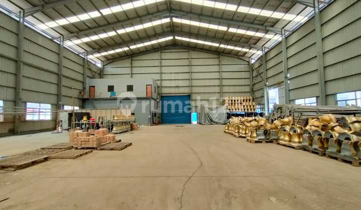 Bangunan Komersil Gudang Indoor di Rest Area KM 19B Tol Jakarta-Cikampek Bekasi