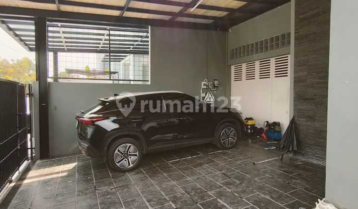 Jual Cepat Harga Spesial Rumah Ada Kolam Renang di Metro Permata 1 Tangerang 2