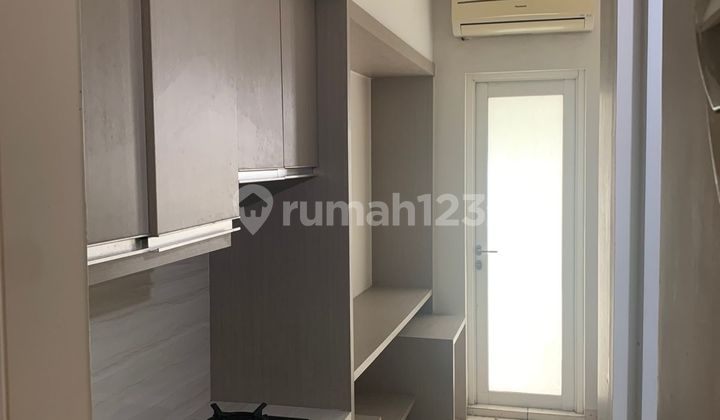Best Price! Furnished Studio Type Apartment Unit at Springlake Summarecon Bekasi