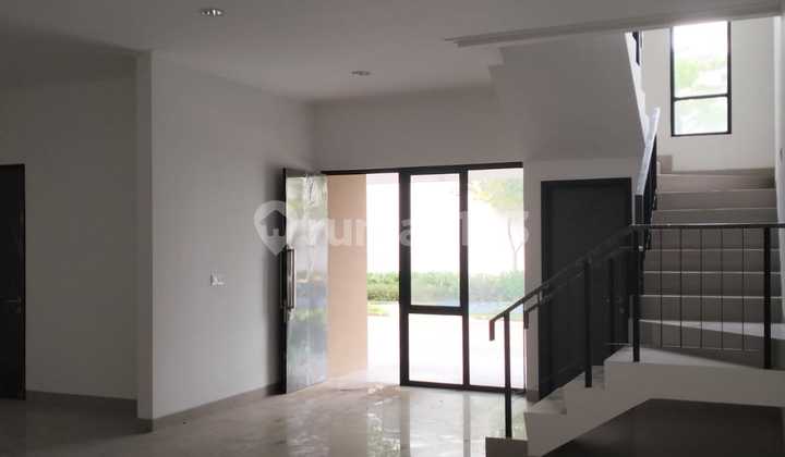 Disewakan rumah pik2 milenial , cluster favorit uk:8x15m2 3kt Disewakan rumah pik2 milenial , cluster favorit uk:8x15m2 3kt