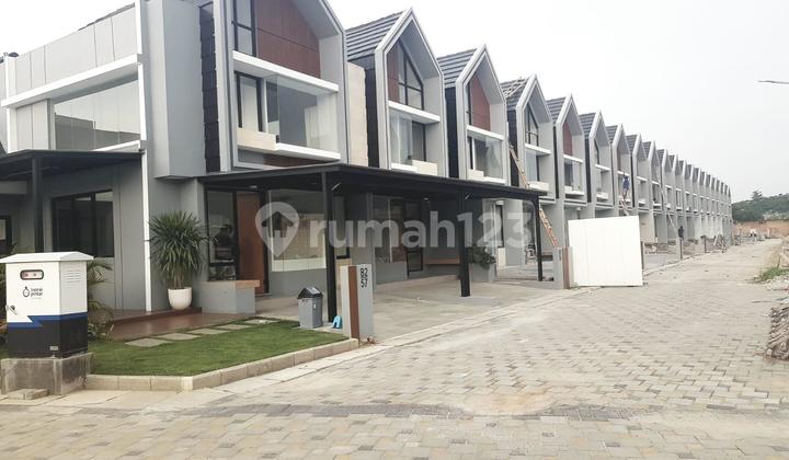 rumah sultan konsep bali di tangerang , 3 lantai start from 700jutaan 