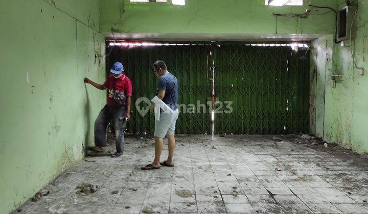 RUKO OTISTA JAKARTA TIMUR HADAP JALAN RAYA 2