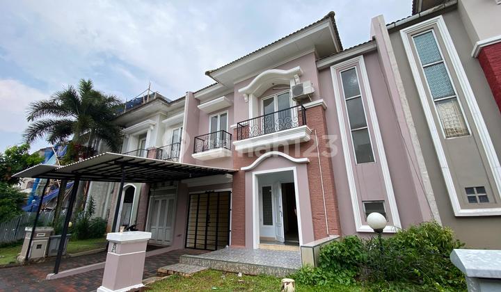 Neat Crystal Gading Serpong 2-Story House