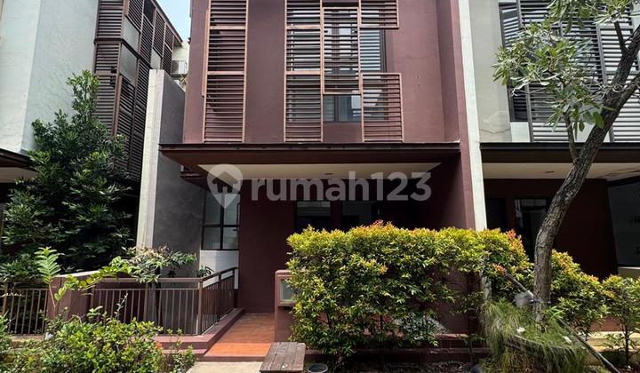 Rumah WHELFORD BSD Greenwich Park 3 Lantai Super Rapi Rumah WHELFORD BSD Greenwich Park 3 Lantai Super Rapi