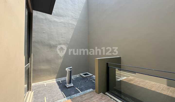 Rumah Baru Siap Huni Zora Kanade Bsd 2