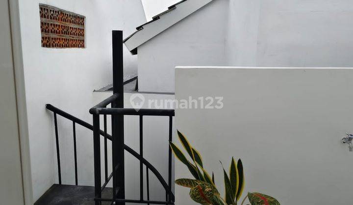 Rumah Griya Loka Sektor 1.1 Bsd Deket Toll Soekarno Hatta 2