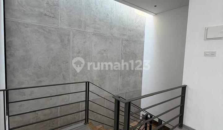 Rumah Flamboyan Brand New Modern Minimalist ALAM SUTERA 2