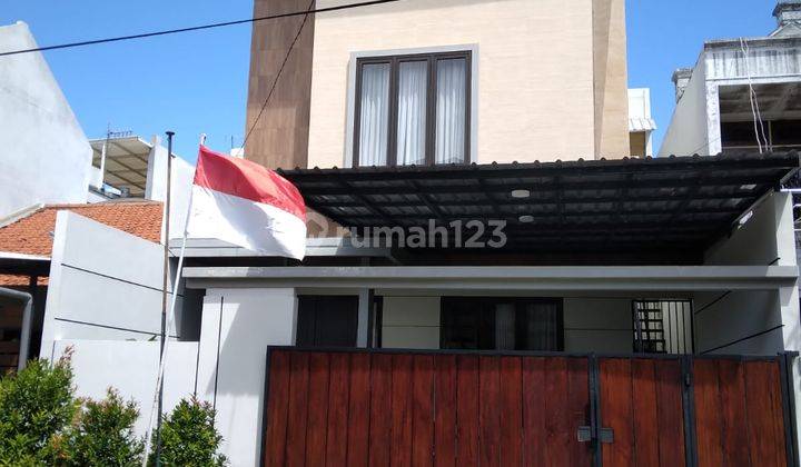 Dijual Rumah New Bagus Terawat Modern Minimalis Di Tenggilis 1