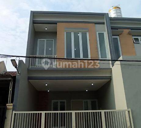 Dijual Rumah New Gress Modern Minimalis di Pondok Tjandra 1