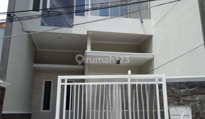 Dijual New House Minimalis Modern di Sutorejo 1