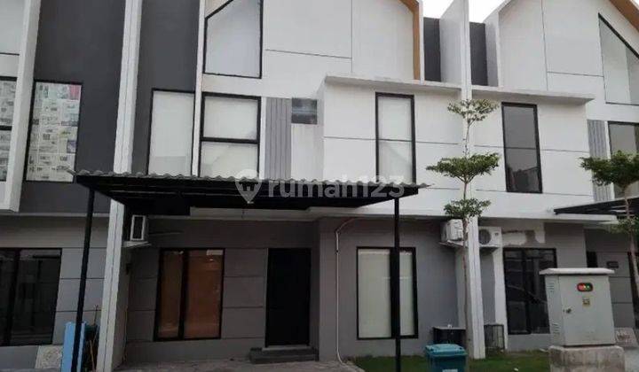 Rumah di Eastern Park Regency - Sukolilo SHM 1