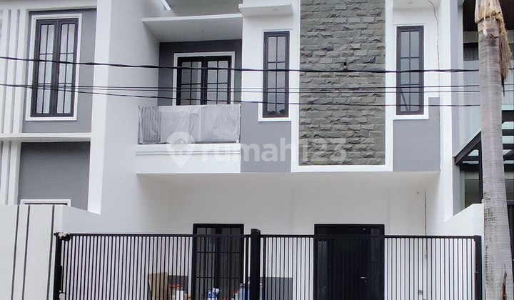New House for Sale in Araya Near ITS, Pakuwon City, Galaxy Mall