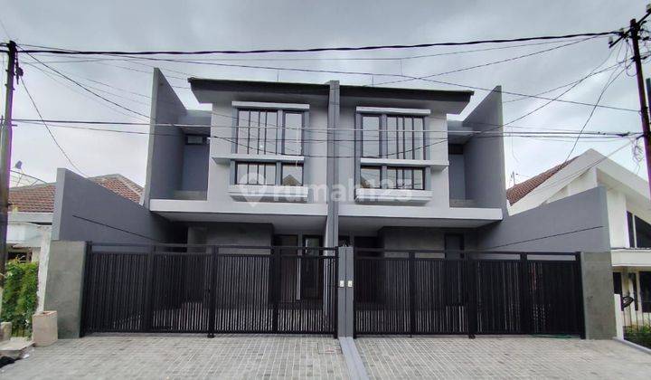 Jual Rumah Manyar Kertoardi Dekat Pakuwon City,galaxy Mall 1