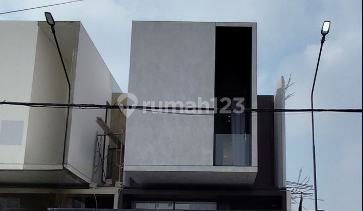 New Mojoarum House for Sale Fully Furnished Near Unair, Dharmahusada, Galaxy Mall