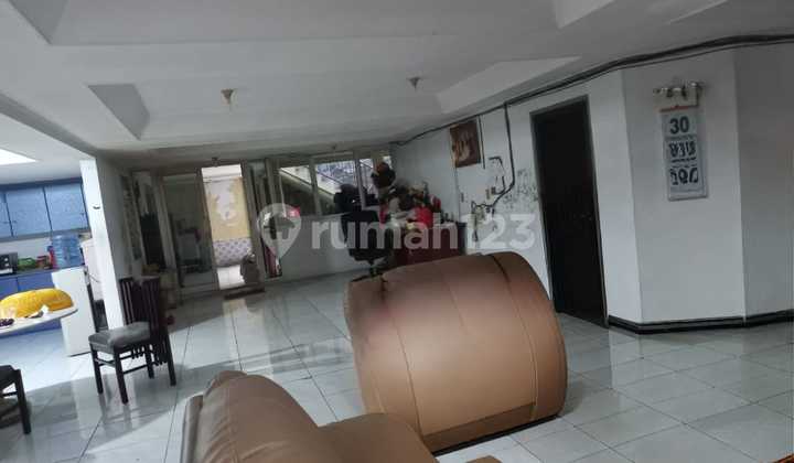 Di Jual Rumah Itung Tanah Muara Karang. Row Jln Lebar 2