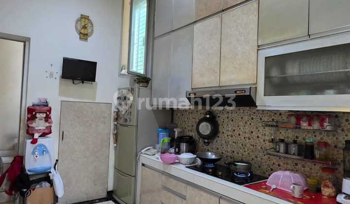 For Quick Sale! Minimalist 3-Storey House 234M2 Land Area at Pelangi Residences, South Facing - Prime Location 2