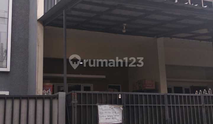 Comfortable Residence in Imperial Gading – 60m² Land, 2 Floors, Only 1.4m Negotiable.