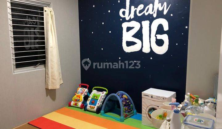 Desain Unik Dapur dan Toilet Jumbo Apartemen Gading Mediterania Residence 3 Kamar Tidur Bagus Semi Furnished 7