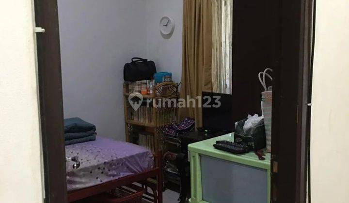 Rumah Cocok Usaha Kostan 7x17 jalanan 3 mobil di komplek bea cukai bisa nego  2