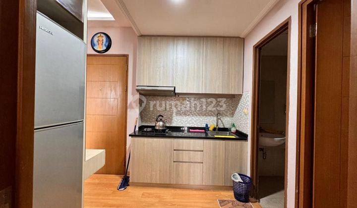 Turun Harga Lagi Apartemen Maple Park 3 Kamar Tidur Sudah Renovasi Furnished 2