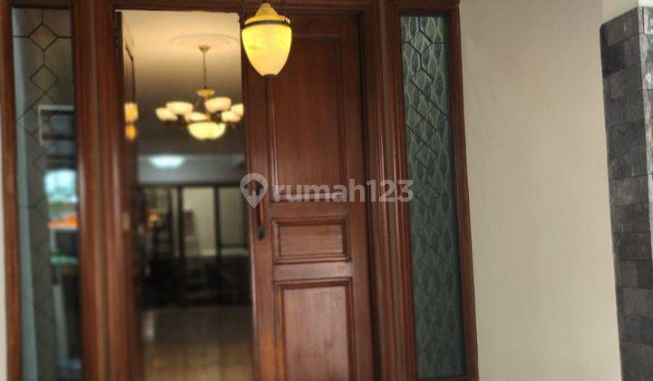 Rumah Pinggir Jalan Bisa Buat Usaha dan Tempat Tinggal LT 200m2 Nego Sampai Deal di Jalan Gading Putih Raya 2