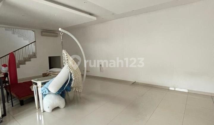 Dijual Cepat Rumah Bagus Siap Huni di Palm Spring JGC Lokasi Strategis LT 240m2 Unfunised  2