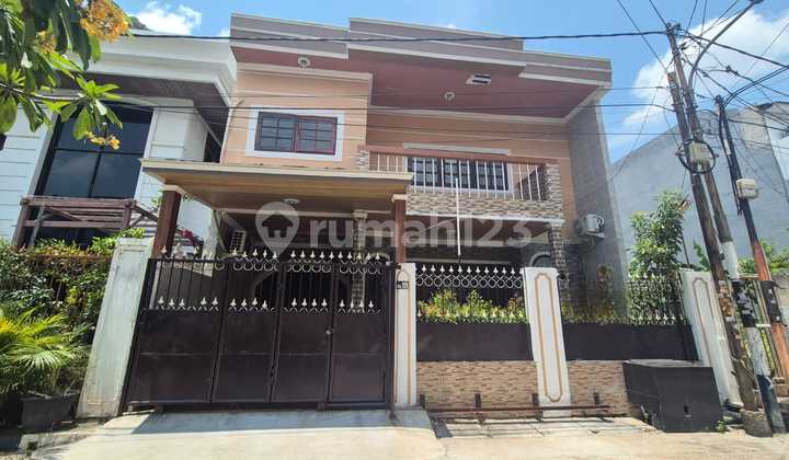 Jual Cepat Rumah 2 Lantai di Kelapa Sawit LT 9 X 20 - Hadap Utara
