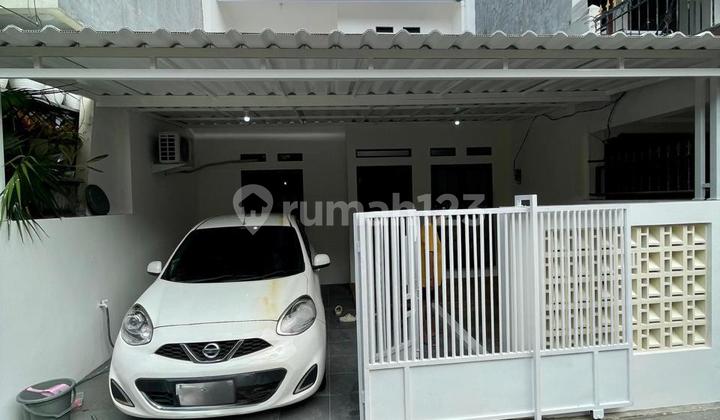 Dijual Cepat Rumah Baru Renov 2 Lantai di Taman Malaka Duren Sawit - Harga Terbaik! Dijual Cepat Rumah Baru Renov 2 Lantai di Taman Malaka Duren Sawit - Harga Terbaik!