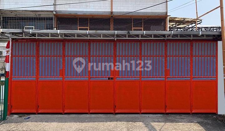 Ruko Gandeng 3,5 Lantai Full Renovasi Di Kawasan Kemayoran – Lokasi Strategis! Ruko Gandeng 3,5 Lantai Full Renovasi Di Kawasan Kemayoran – Lokasi Strategis!