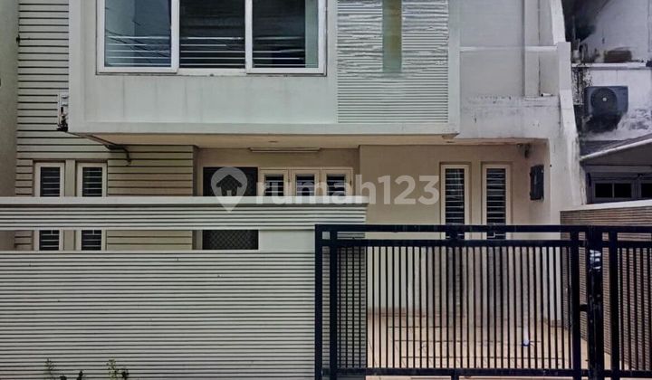 JUAL CEPAT Rumah Minimalis 2 Lantai LT 9 x 17 – Janur Elok, Kelapa Gading JUAL CEPAT Rumah Minimalis 2 Lantai LT 9 x 17 – Janur Elok, Kelapa Gading