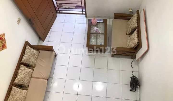 Jual Rumah Minimalis 3 Lantai + Mezanine Full Furnished & Full Cor – Akses 2 Mobil, Harga 1,3M Nego 2