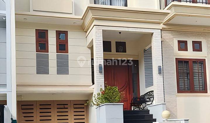 Rumah Mewah 3,5 Lantai Di Green Garden – Full Furnished, Luas & Siap Huni! 1