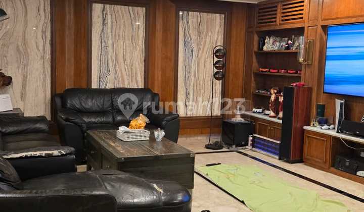 Rumah Desain Interior Mewah di Vila Gading Indah LT 433M2 Bangunan 3 Lantai