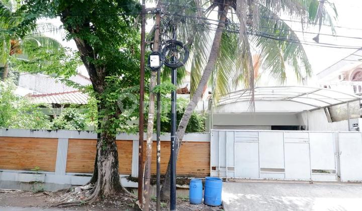 Dijual Rumah Luas & Terawat Siap Huni di Kayu Mas – Bebas Banjir! Dijual Rumah Luas & Terawat Siap Huni di Kayu Mas – Bebas Banjir!