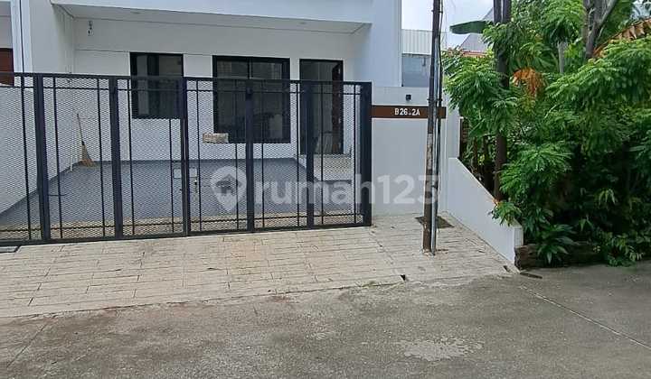 JUAL CEPAT - Rumah Brand New Siap Huni di Sunter Agung, Lokasi Strategis & Row Lebar LT 7 x 14