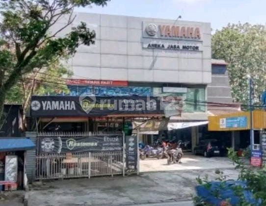 Ni Aset Berbentuk Showroom Motor.satu Lantai.sangat Cocok Juga Buat Gudang.perkantoran.restoran .lokasi Aset Pinggir Jln Utama  2