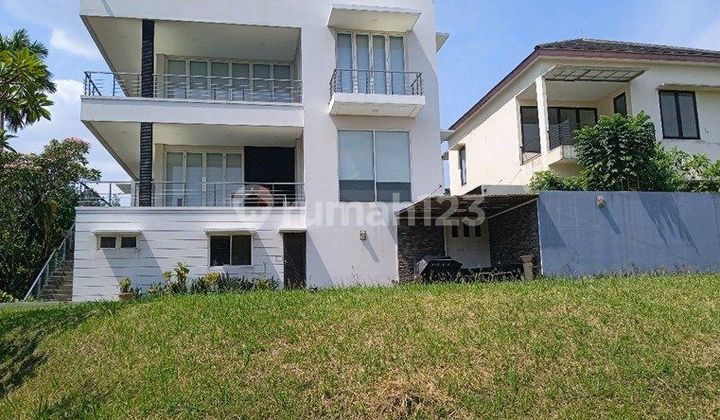 Rumah Ni 2lantai Dan Sangat Bagus Bngat Tinggal Lansung Di Huni 