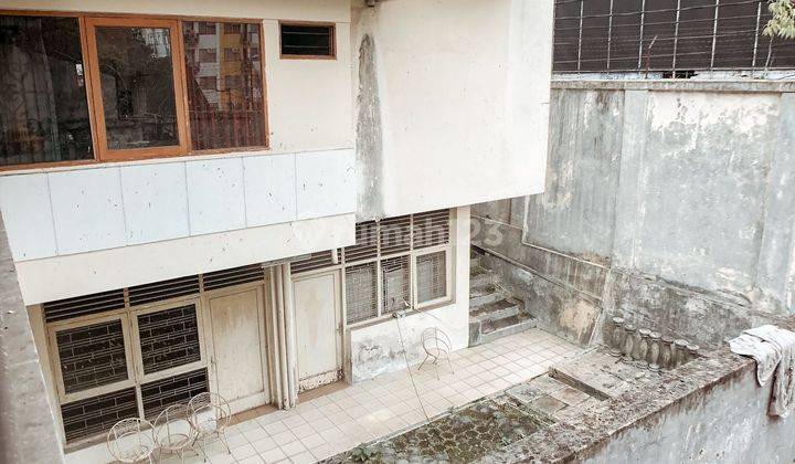 Jual Rumah Cihampelas Utama 1