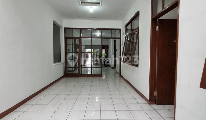 Di sewakan rumah bagus adem  14