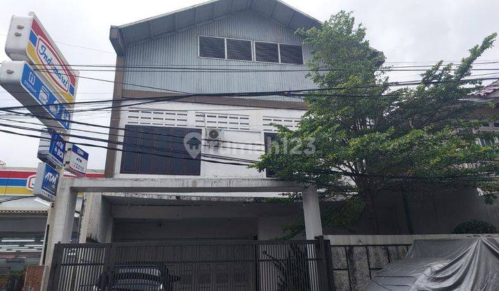 Rumah Cantik Jatinegara Cocok Untuk Kantor Atau Usaha 1