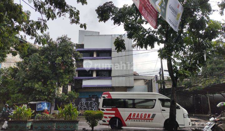 Ruko Bagus Lokasi Strategis Cocok Untuk Kantor atau Usaha 1