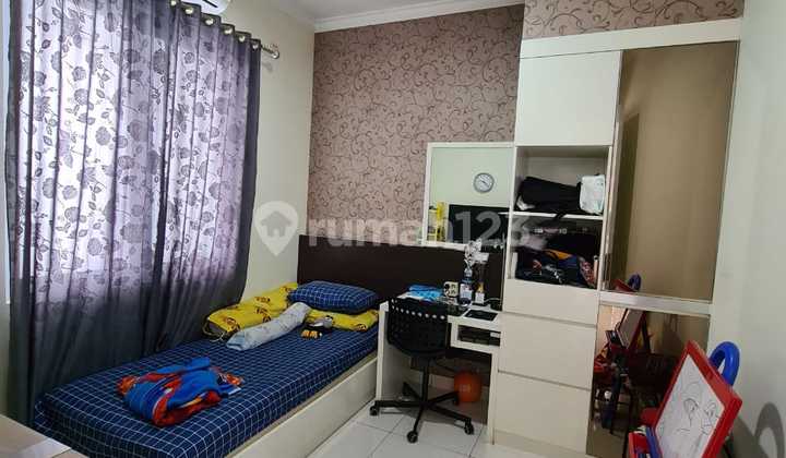 Beautiful 2-Story Modern House in Legenda Wisata 2