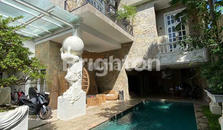 For Sale 4 Bedroom Villa - Jimbaran